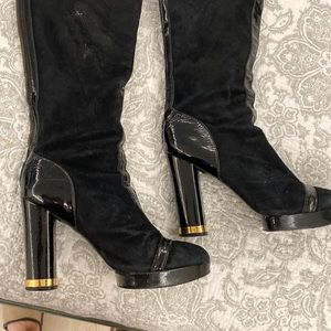 Tory Burch boots 9